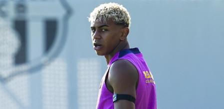 但这位前锋, 受保守治疗, 继续休养