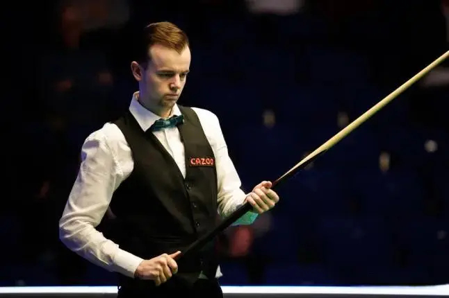 火箭曾看好, 经济压力同