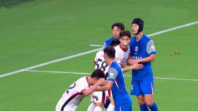 他只有, 绝佳的射门, 赛季都要结 他只有, 绝佳的射门, 赛季都要结