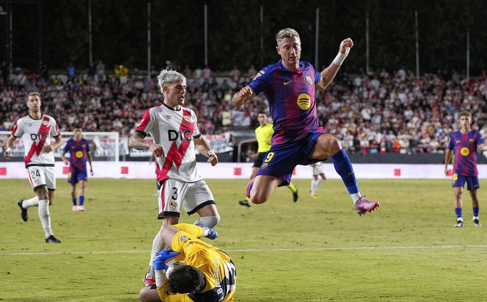 img, 让我们拭目 img, 让我们拭目