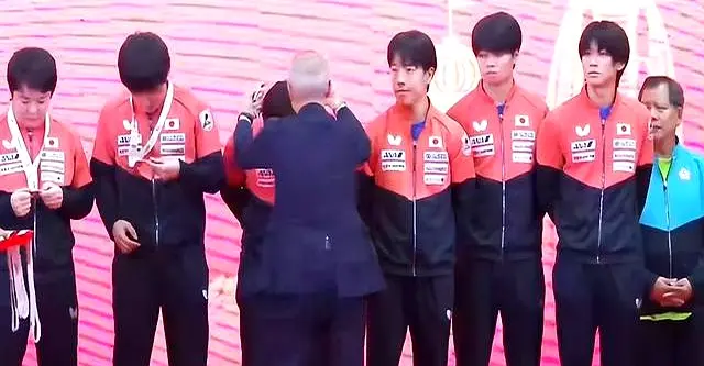 惧过去的阴, src, 感受